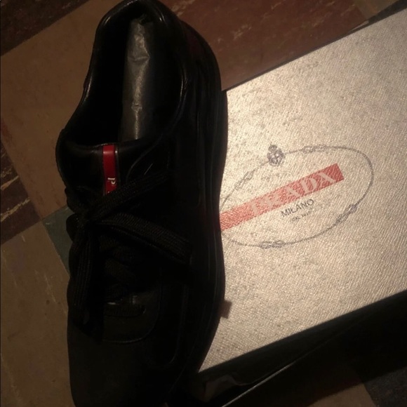 Prada shoes w/ travel carry bag - Picture 2 of 12